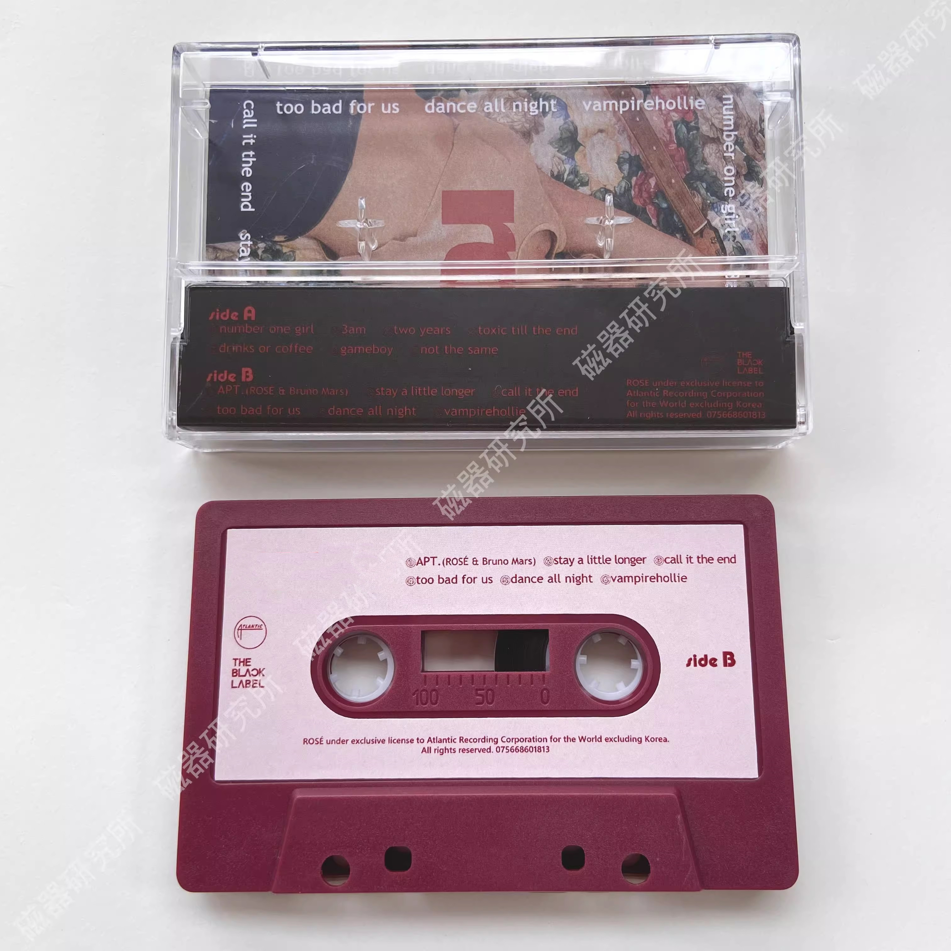 K-pop Girl Idol Groups APT Mus - مراجعة Car Accessories Girly وسعره